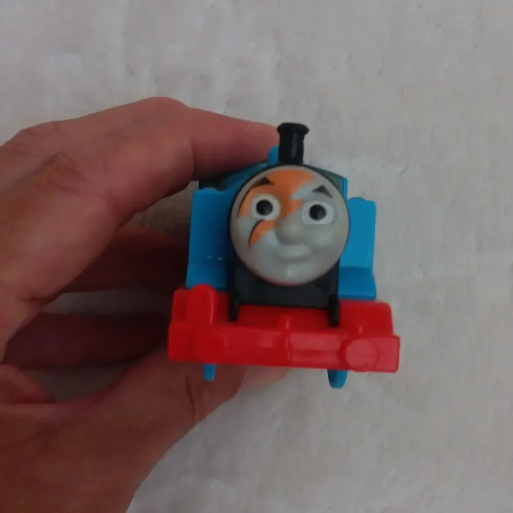 Mattel Thomas & Friends Motorized Blue #1 Engine HO DC Analog Lightning Bolt